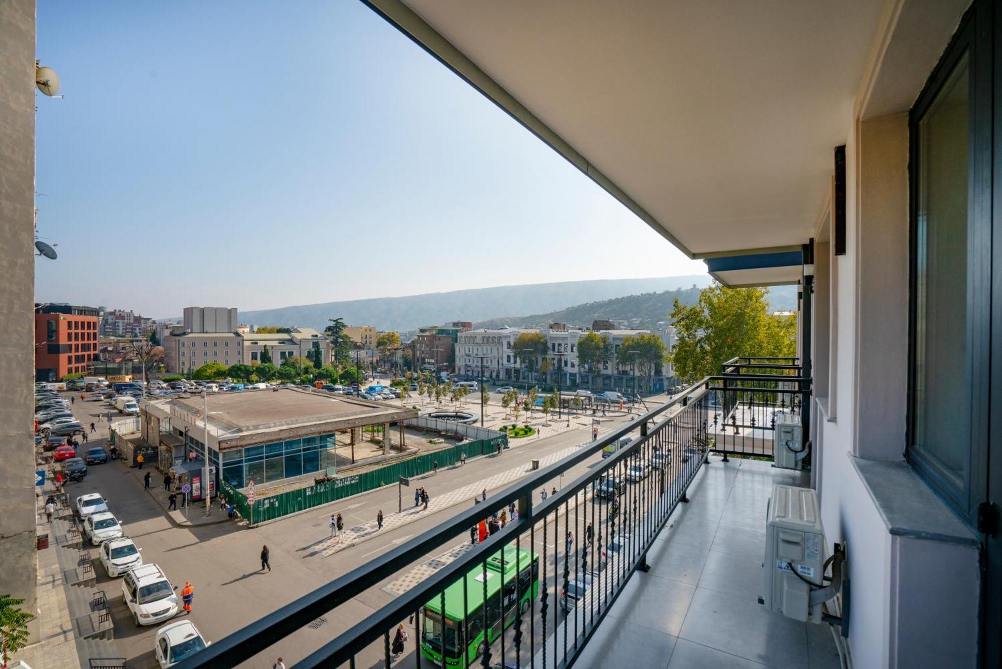 Hotel Best Tbilisi Esterno foto